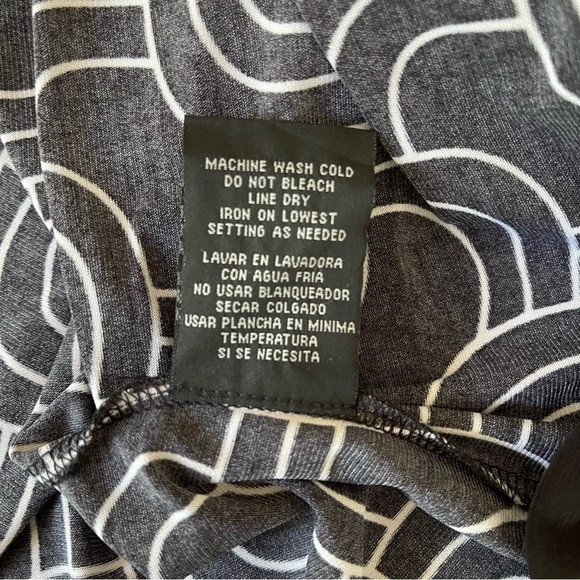 R&K Shift Dress Scoop Neck Elbow Length Sleeves Black White Blue Geo Print - Picture 8 of 11